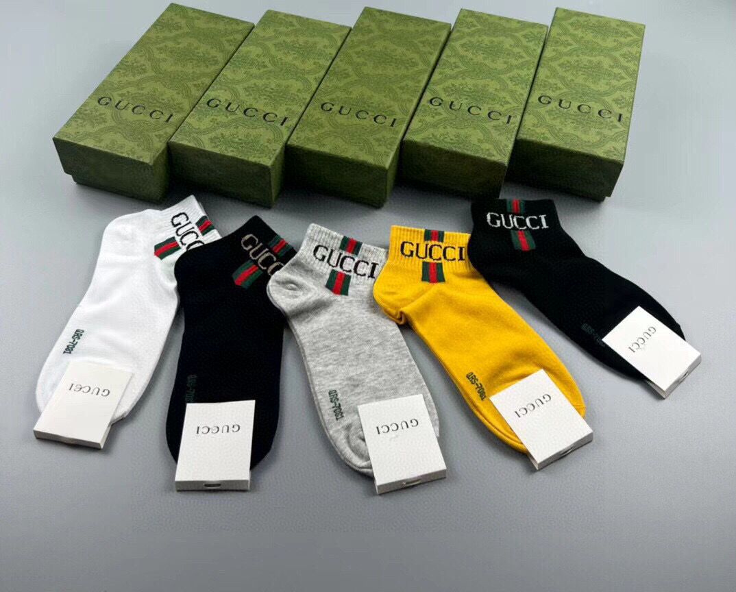  🆕Gucci · 古奇❗️G家新品男款袜子❗️【一盒五双】提花经典标志，超级nice，实物超漂亮，超火