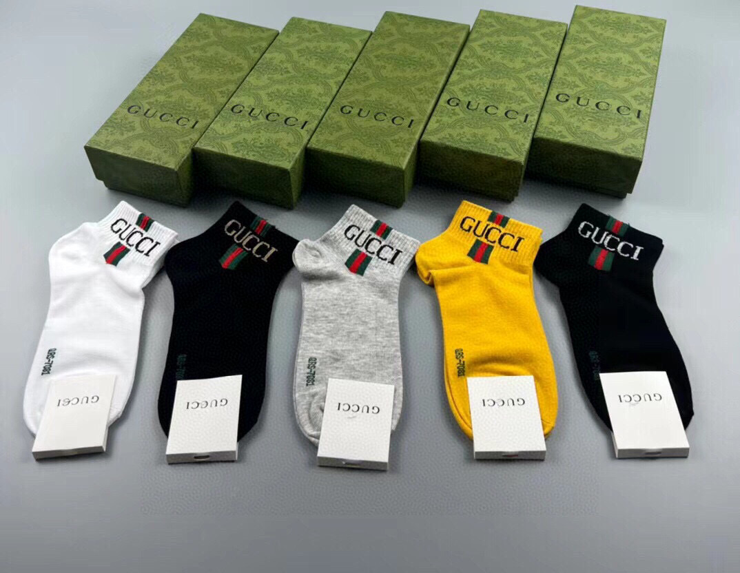  🆕Gucci · 古奇❗️G家新品男款袜子❗️【一盒五双】提花经典标志，超级nice，实物超漂亮，超火