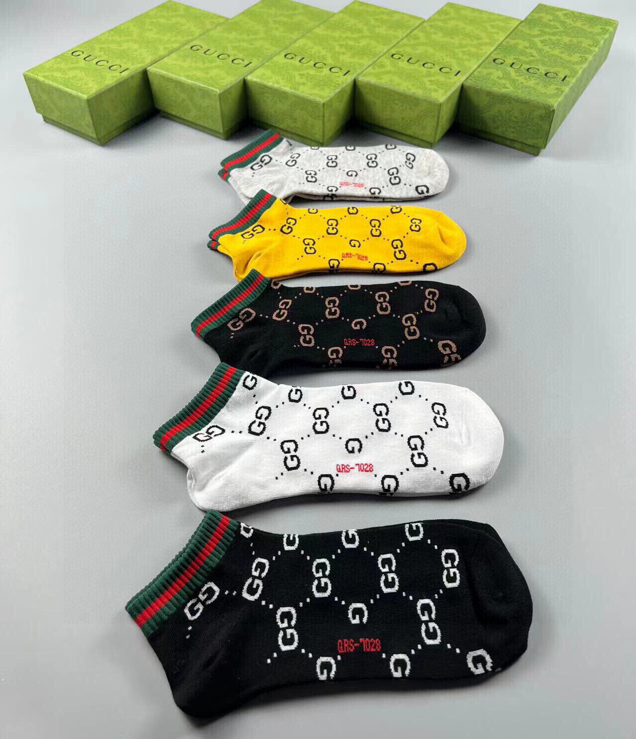  🆕Gucci · 古奇❗️G家新品男款袜子❗️【一盒五双】提花经典标志，超级nice，实物超漂亮，超火