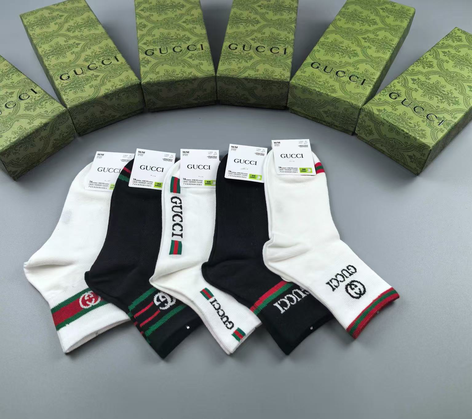  🆕Gucci · 古奇❗️G家新品袜子❗️【一盒五双】提花经典双G标志，超级nice，实物超漂亮，超火