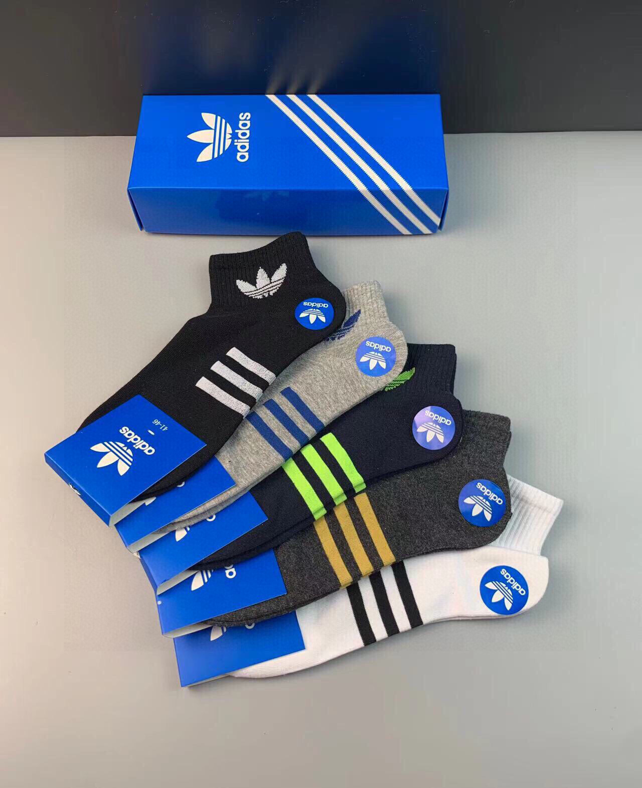  🆕Adidas · 阿迪达斯❗️三叶草新品男款袜子☘️提花经典标志❗️ins今年超火爆元素单品❗️纯棉