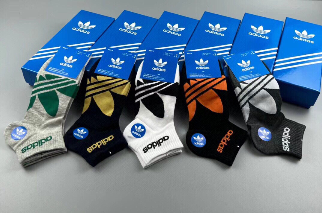  🆕Adidas · 阿迪达斯❗️三叶草新品男款袜子☘️提花经典标志❗️ins今年超火爆元素单品❗️纯棉