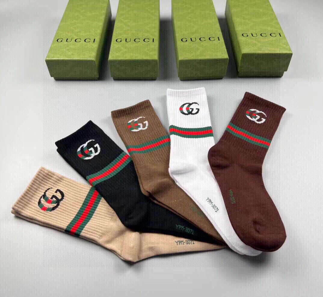  🆕Gucci · 古奇❗️大G家新品长筒袜子❗️【一盒五双】罗口处双G标志搭配红绿条，特显高大上，纯棉