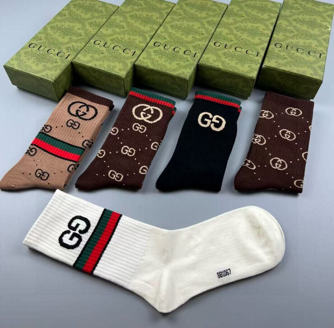  🆕Gucci · 古奇❗️大G家新品高筒袜子❗️【一盒五双】经典双G标志特显高大上，纯棉材质，透气舒适