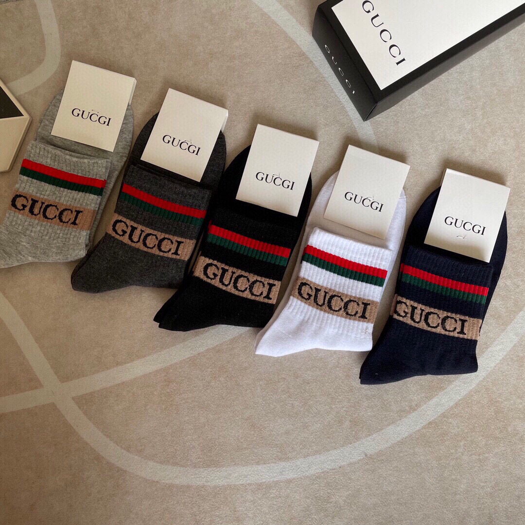  🆕Gucci · 古奇❗️大G家新品男款短筒袜子❗️【一盒五双】红绿条搭配品牌全称logo，特显高大上