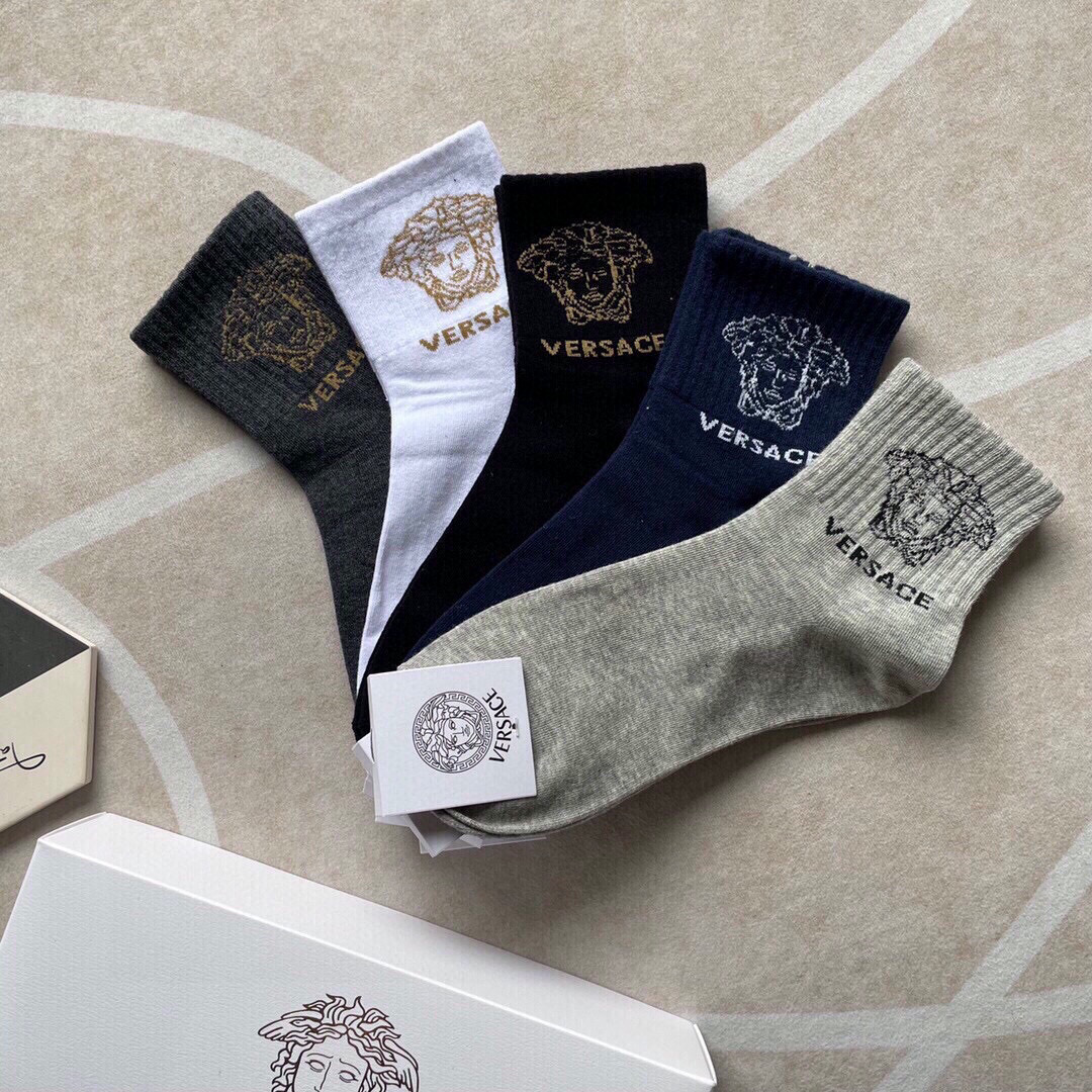  🆕Versace · 范思哲❗️新品短筒男款袜子❗️【一盒五双】纯棉材质织造，超柔软舒适，提花经典美人