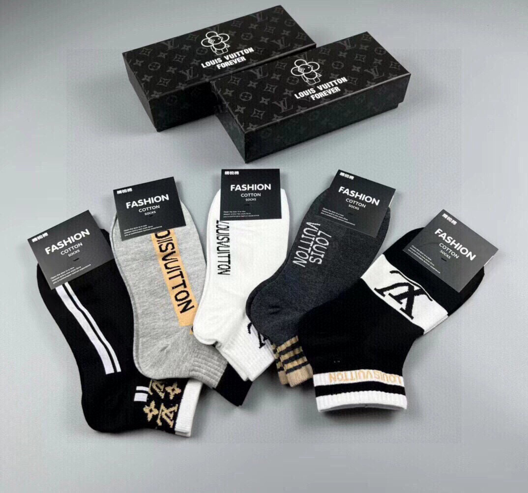  🆕LOUIS VUITTON · 路易威登❗️大驴家新品男款袜子❗️【一盒五双】纯棉材质，柔软舒适，提