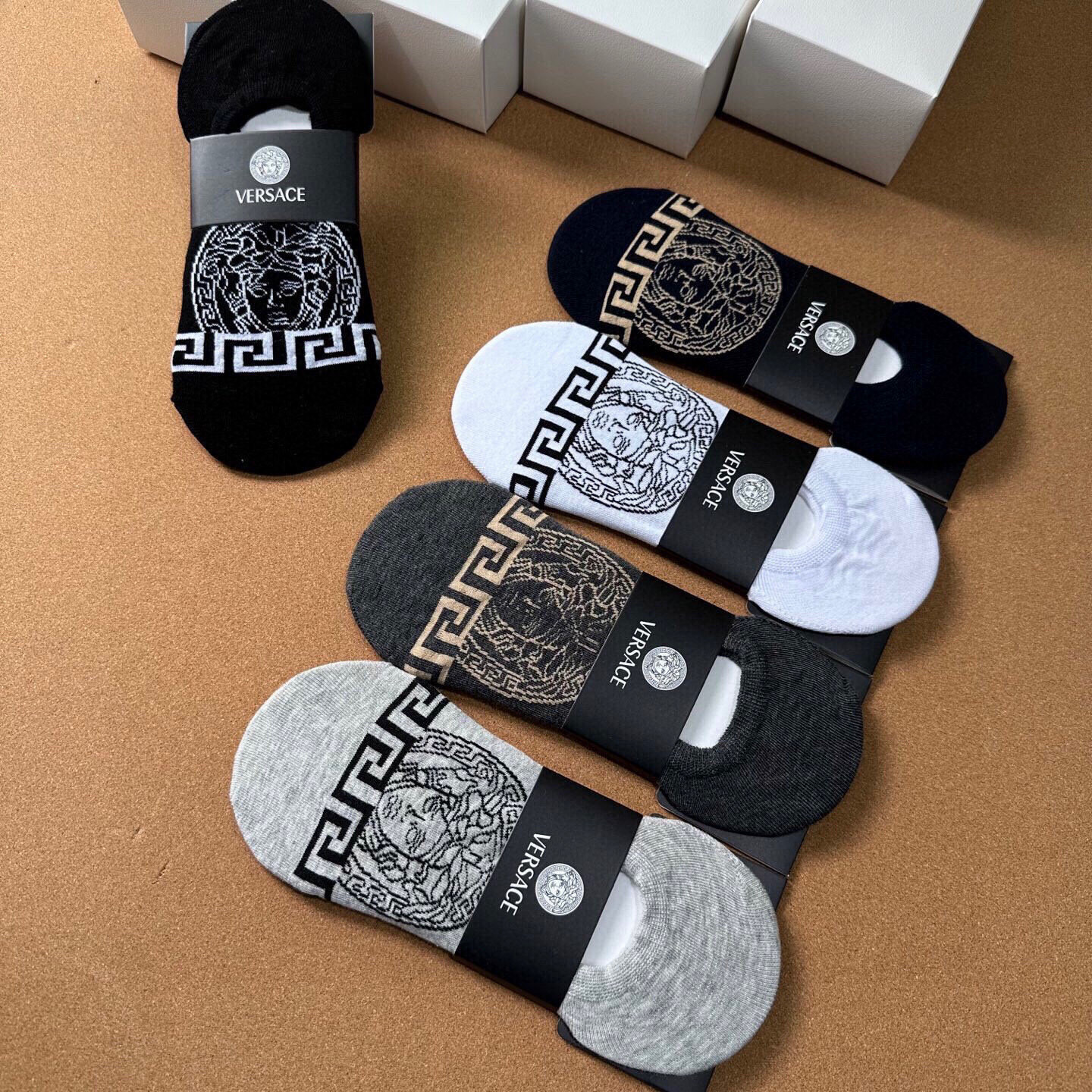  🆕Versace · 范思哲❗️新品男款隐形船袜❗️【一盒五双】纯棉材质织造，超柔软舒适，提花经典标志