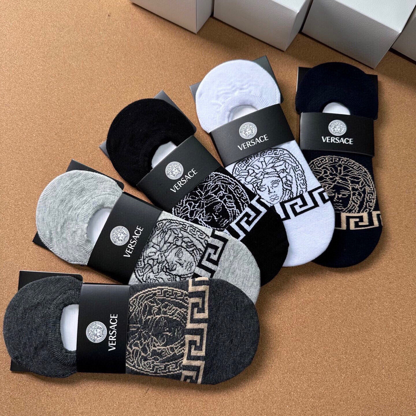  🆕Versace · 范思哲❗️新品男款隐形船袜❗️【一盒五双】纯棉材质织造，超柔软舒适，提花经典标志