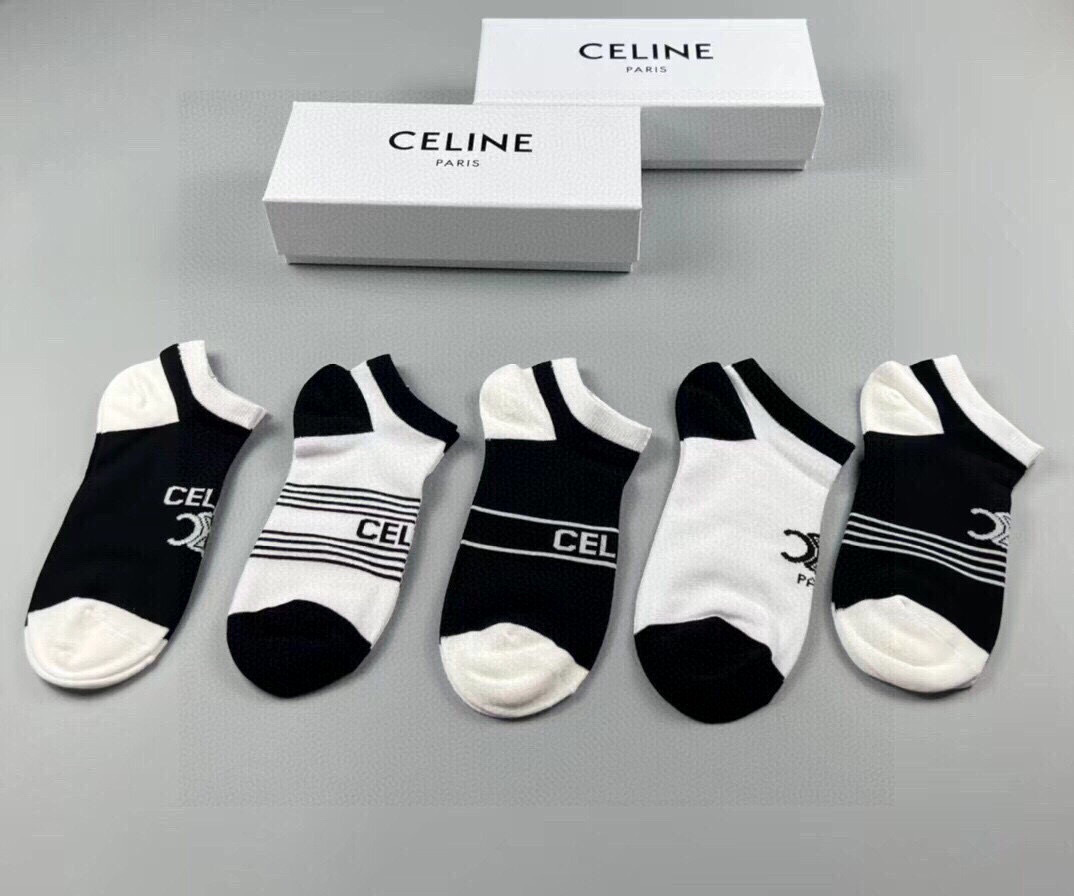  🆕CELINE · 赛琳❗️新品女款短袜子【一盒五双】提花经典标志，纯棉材质制造，透气舒适，超级nic
