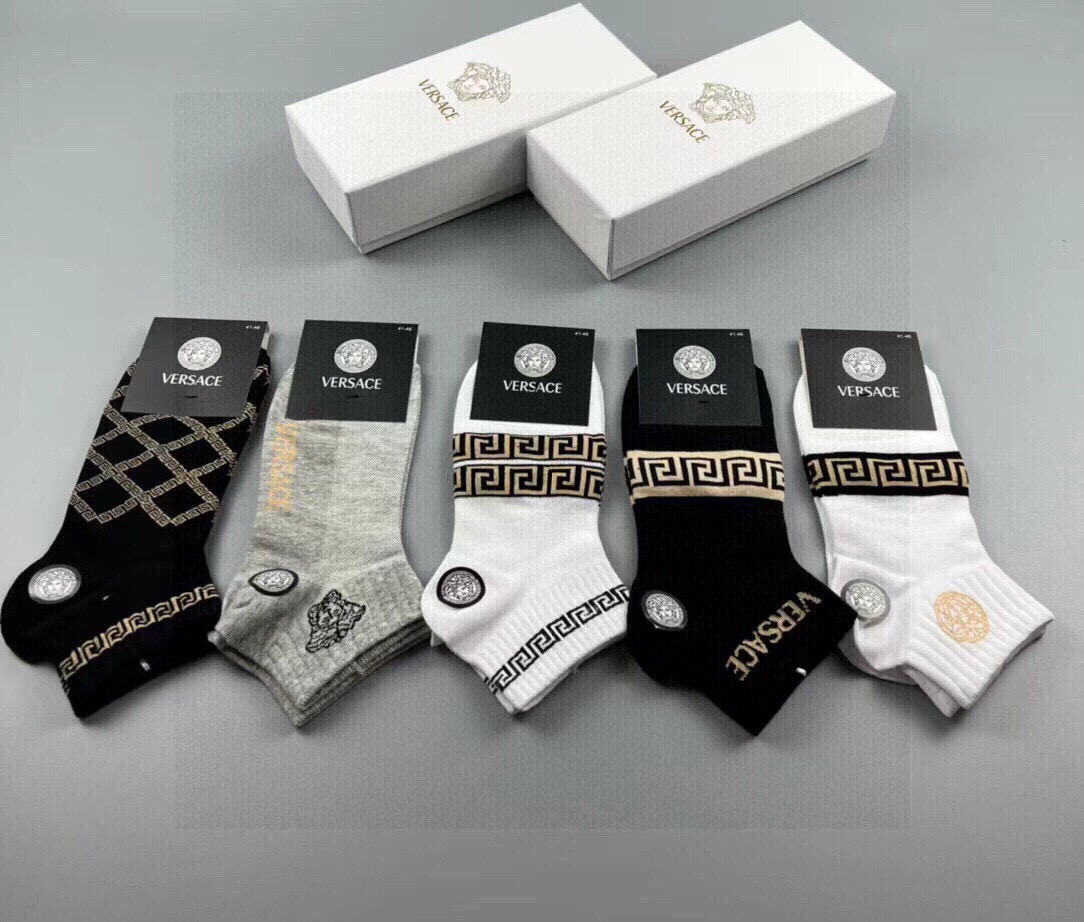  🆕Versace · 范思哲❗️新品男款袜子❗️【一盒五双】纯棉材质织造，超柔软舒适，提花经典美人头➕