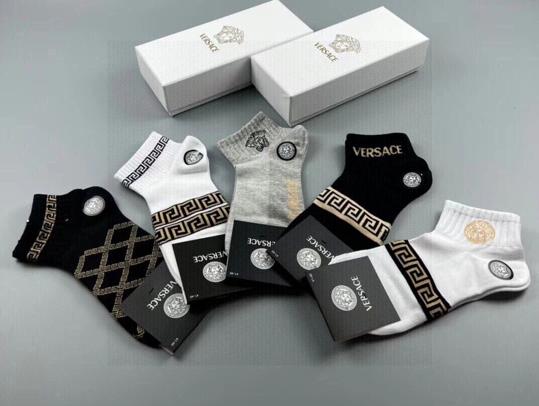  🆕Versace · 范思哲❗️新品男款袜子❗️【一盒五双】纯棉材质织造，超柔软舒适，提花经典美人头➕
