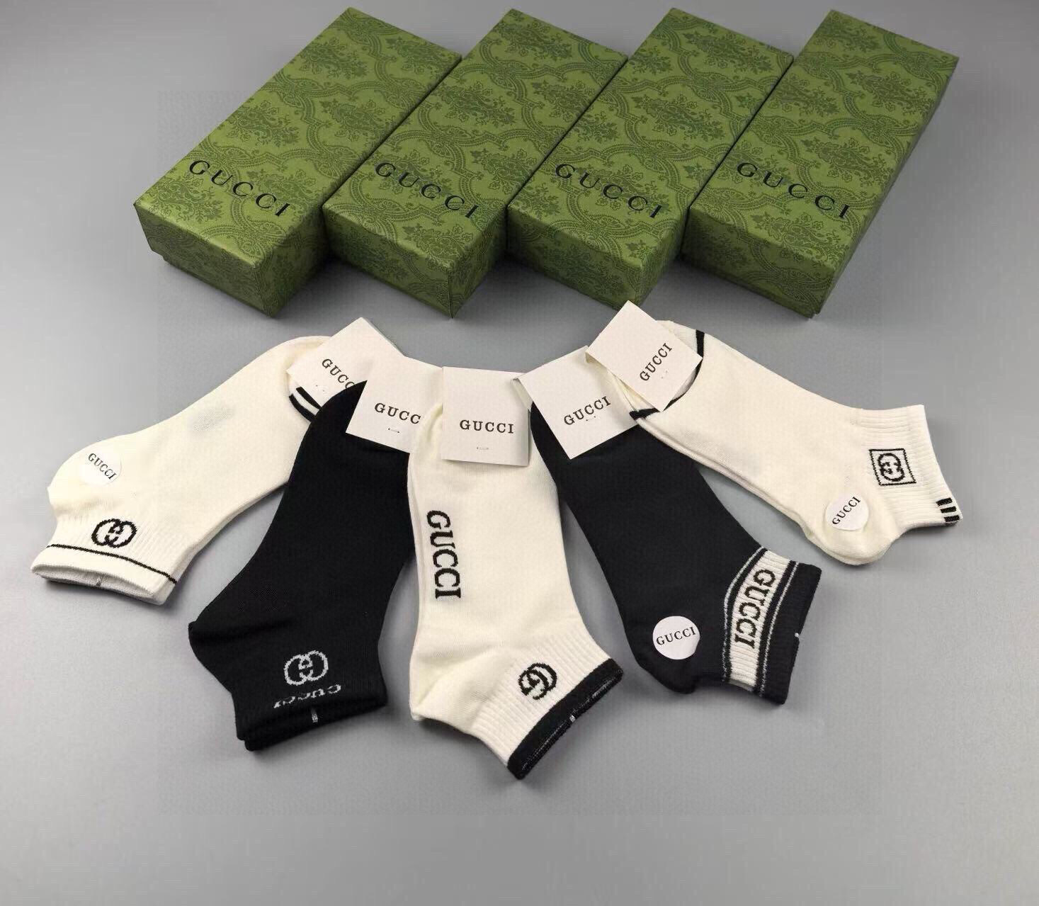  🆕Gucci · 古奇❗️G家新品短袜❗️【一盒五双】提花经典标志，超级nice，实物超漂亮，超火爆小