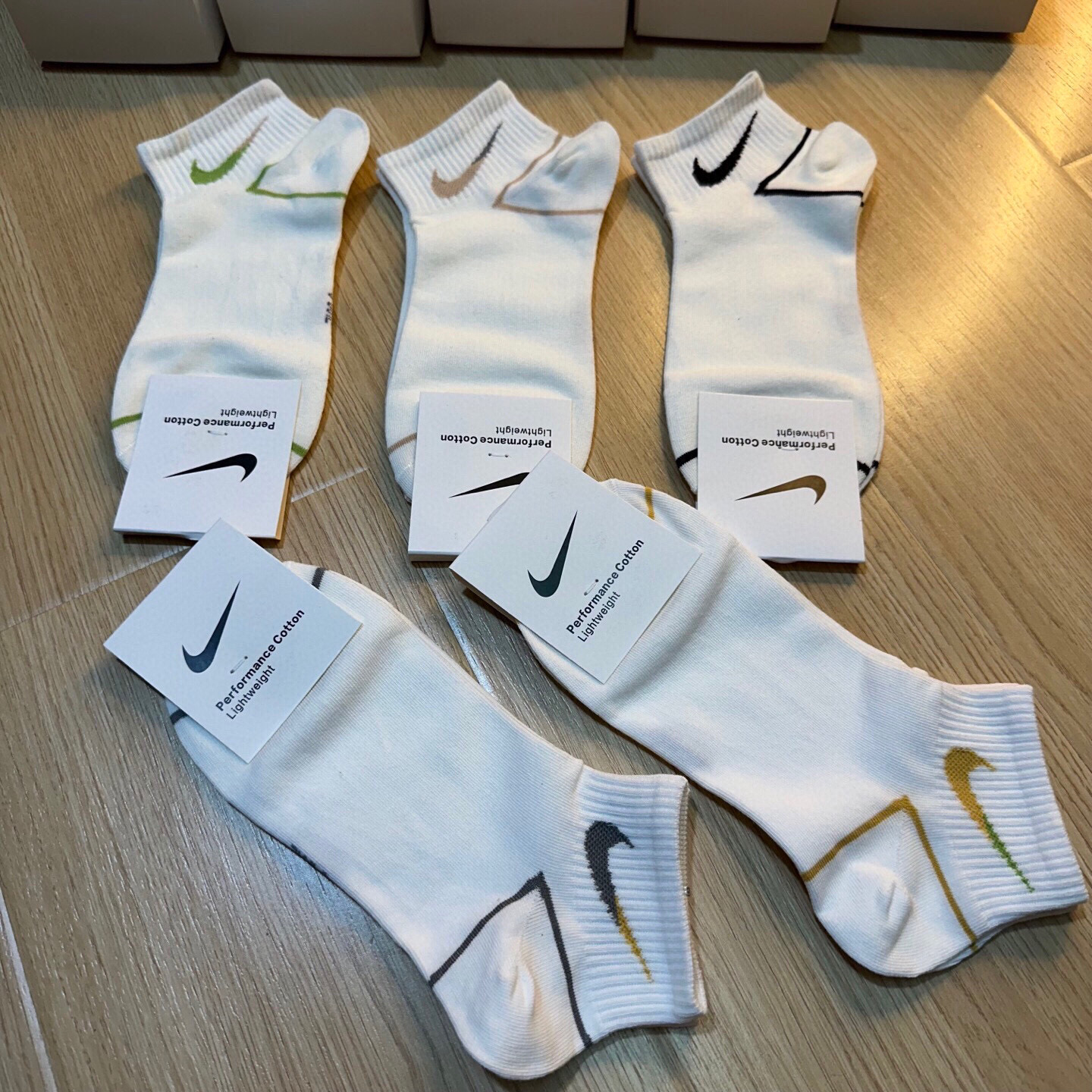  🆕【NIKE · 耐克】新品女款小白袜❗️JUST DOIT. ☑️logo超级nice❗️火爆全网，
