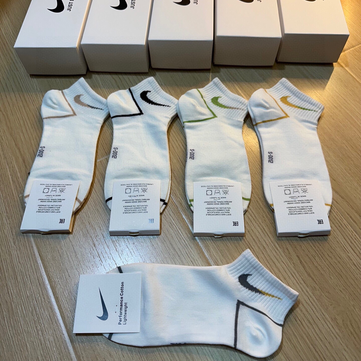  🆕【NIKE · 耐克】新品女款小白袜❗️JUST DOIT. ☑️logo超级nice❗️火爆全网，