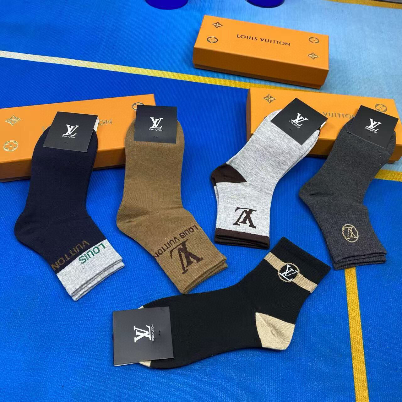  🆕Louis Vuitton · 路易威登❗️驴家新品男款袜子❗️【一盒五双】驴家经典logo，纯棉材