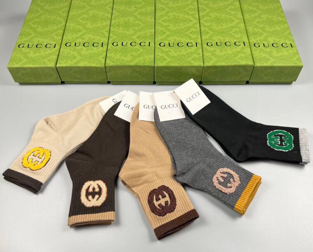  🆕Gucci · 古奇❗️G家新品袜子❗️【一盒五双】提花经典双G标志，超级nice，实物超漂亮，超火