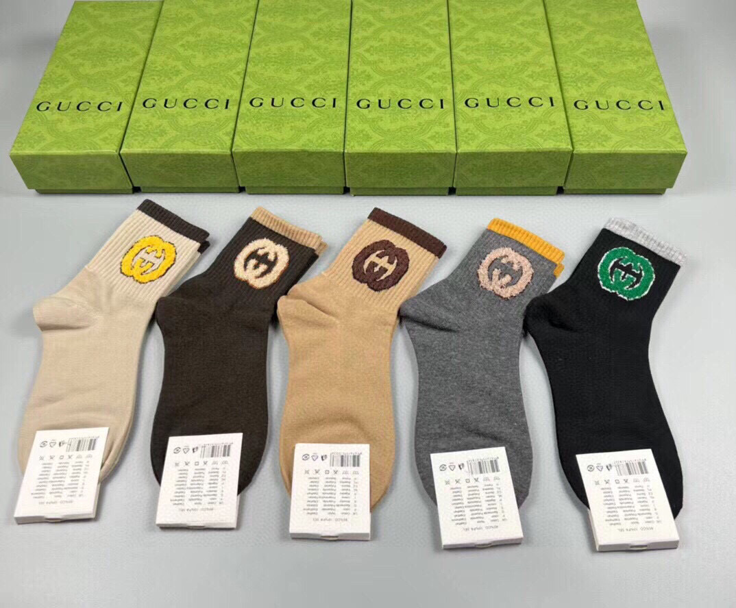  🆕Gucci · 古奇❗️G家新品袜子❗️【一盒五双】提花经典双G标志，超级nice，实物超漂亮，超火