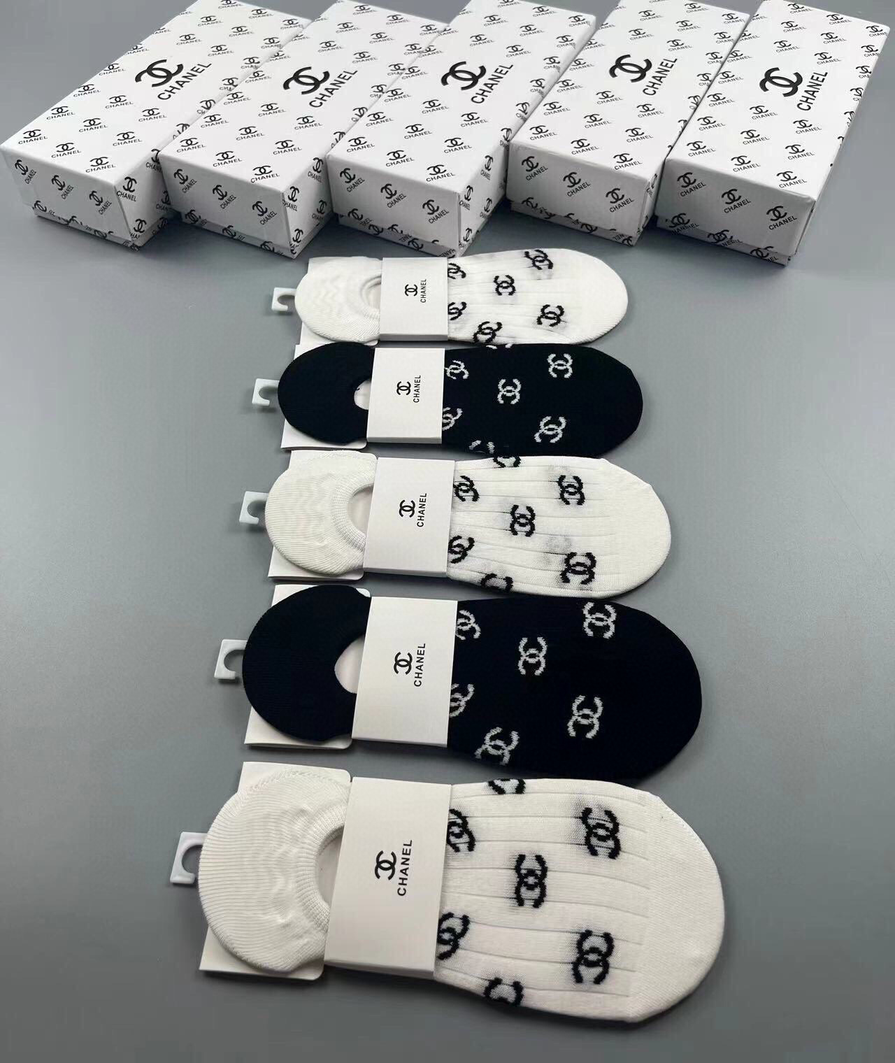  🆕Chanel · 香奈儿❗️小香新品女款隐形袜子❗️【一盒五双】提花经典标志，纯棉材质，超舒适超美腻