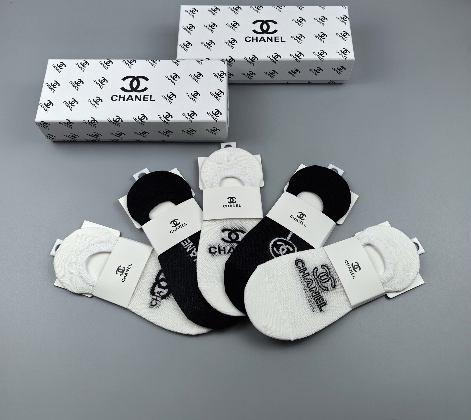  🆕Chanel · 香奈儿❗️小香新品女款隐形袜子❗️【一盒五双】提花经典标志，纯棉材质，超舒适超美腻