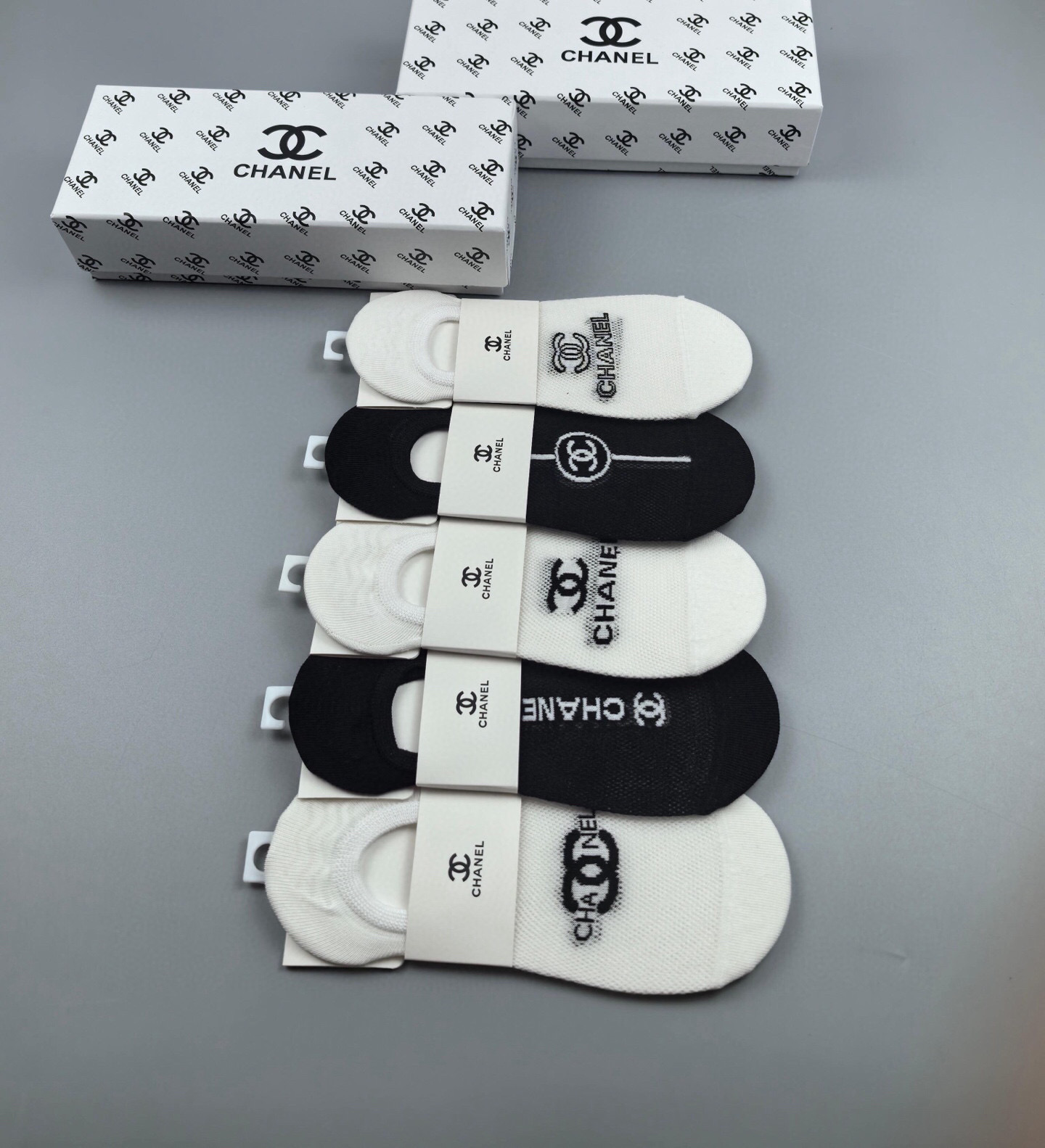  🆕Chanel · 香奈儿❗️小香新品女款隐形袜子❗️【一盒五双】提花经典标志，纯棉材质，超舒适超美腻