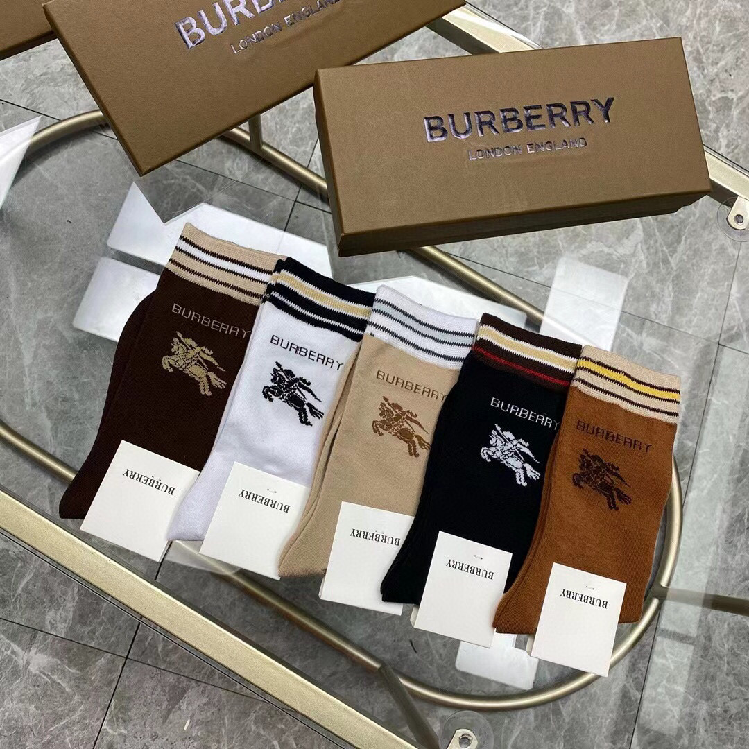  🆕Burberry · 巴宝莉❗️大B家新品女款高筒袜子❗️【一盒五双】格子设计搭配战马🐎logo，简