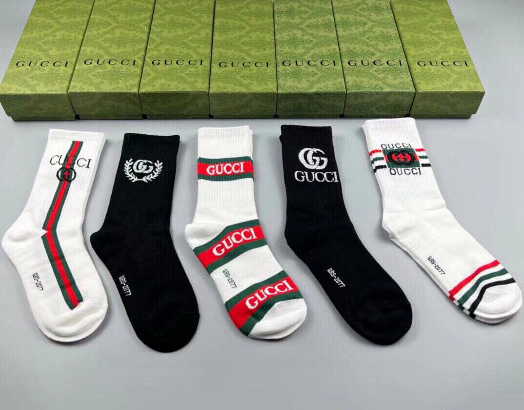  🆕Gucci · 古奇❗️大G家新品高筒袜子❗️【一盒五双】经典双G标志特显高大上，纯棉材质，透气舒适