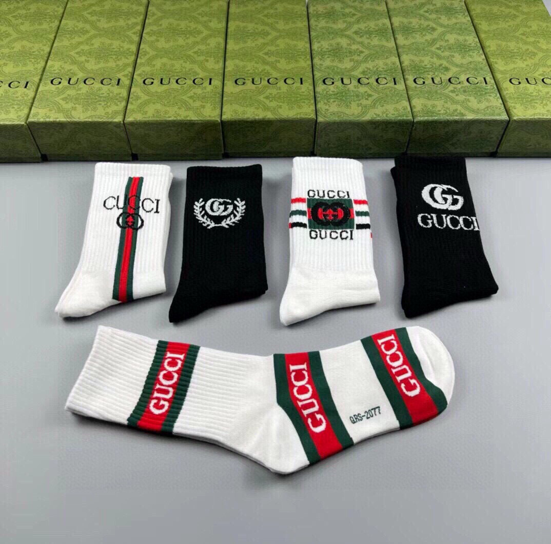  🆕Gucci · 古奇❗️大G家新品高筒袜子❗️【一盒五双】经典双G标志特显高大上，纯棉材质，透气舒适