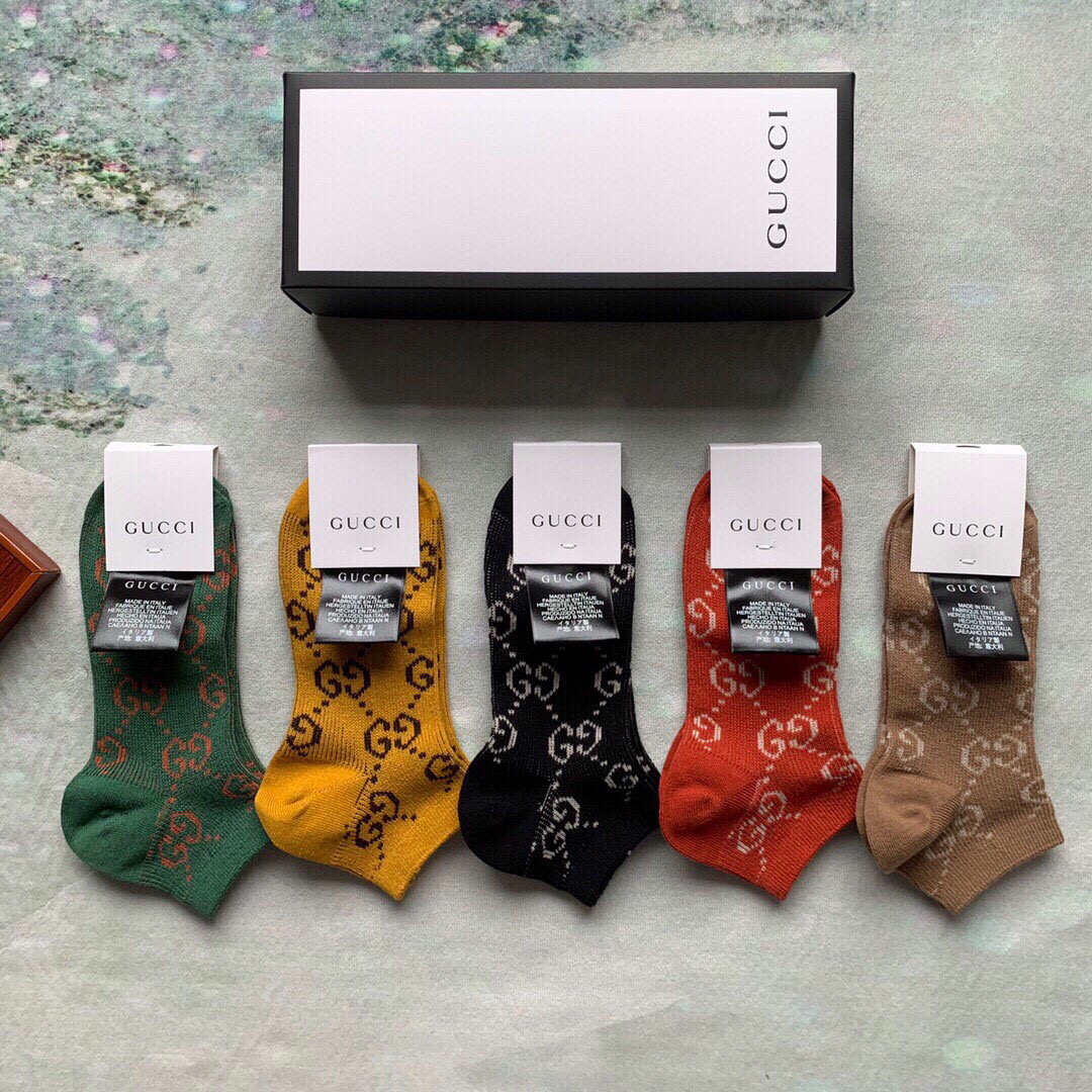  🆕Gucci · 古奇❗️G家春夏新品女款袜子❗️【一盒五双】超级经典的双G标志，配以经典的G家色系，