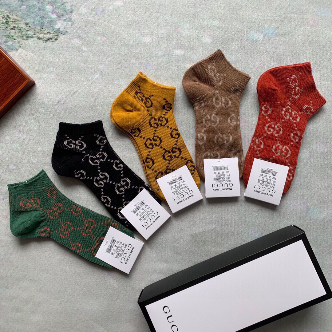 🆕Gucci · 古奇❗️G家春夏新品女款袜子❗️【一盒五双】超级经典的双G标志，配以经典的G家色系，
