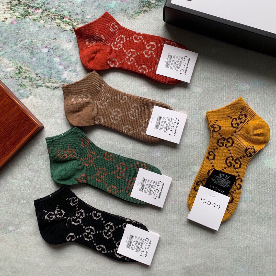  🆕Gucci · 古奇❗️G家春夏新品女款袜子❗️【一盒五双】超级经典的双G标志，配以经典的G家色系，