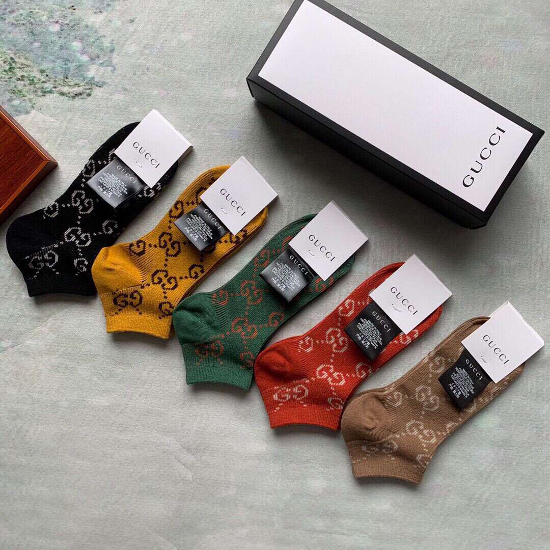  🆕Gucci · 古奇❗️G家春夏新品女款袜子❗️【一盒五双】超级经典的双G标志，配以经典的G家色系，