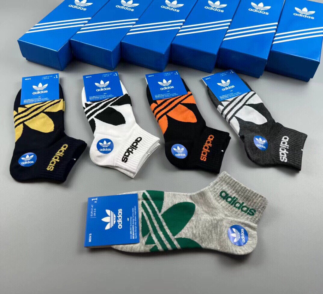  🆕Adidas · 阿迪达斯❗️三叶草新品男款袜子☘️提花经典标志❗️ins今年超火爆元素单品❗️纯棉