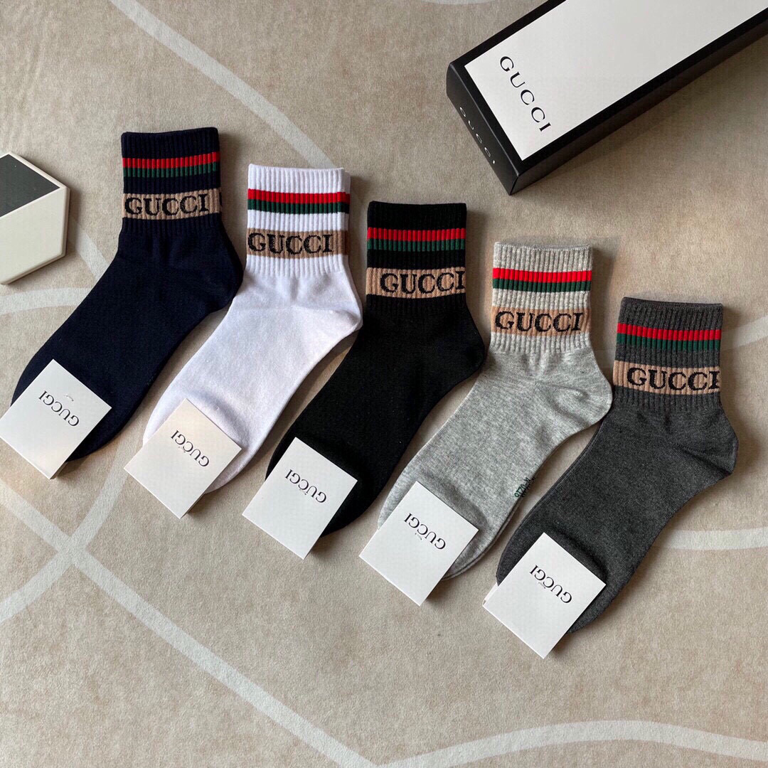  🆕Gucci · 古奇❗️大G家新品男款短筒袜子❗️【一盒五双】红绿条搭配品牌全称logo，特显高大上
