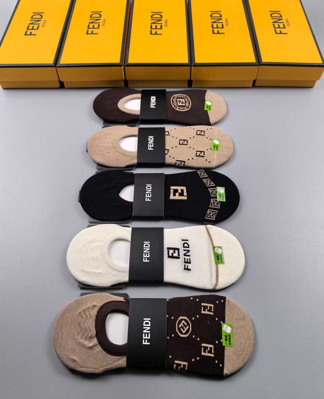 NO:358455,Fendi Fendi FF's new women's invisible socks all-in-one boneless suture socks [one box and five pairs] classic jacquard logo, pure cotton material, super comfortable and beautiful big brands to go out on the street, trendy people must have super easy to match socks, stockings, socks, fendi, fendi, fendi, socks19860909 Fendi · 芬迪FF新品女款隐形袜子一体机无骨缝合袜子【一盒五双】提花经典标志,纯棉材质,超舒适超美腻大牌出街,潮人必备超好搭袜子,丝袜,袜子,fendi,fendi,socks,accessory