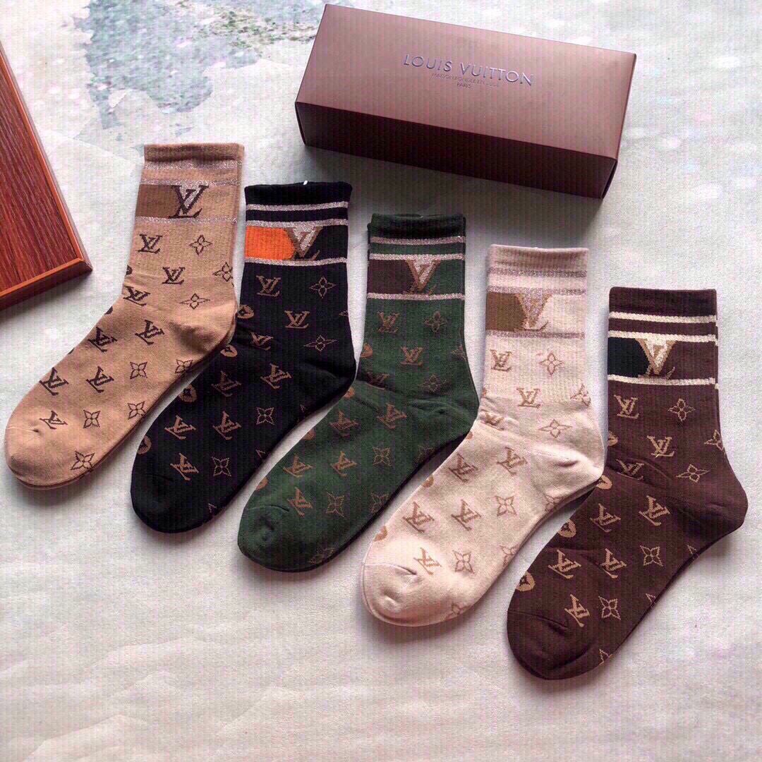 NO:364273,Louis Vuitton · Louis Vuitton donkey new product women's mid-tube socks [one box and five pairs] pure cotton material, soft, comfortable and breathable, classic logo of Luokou jacquard, classic socks, fried chicken nice style, counter synchronous socks, big brands on the street, trendy people must have super easy to match socks, stockings, socks, louis vuitton, louis vuitton, louis vuitton, louis vuitton, louis vuitton, louis vuitton, louis vuitton, louis vuitton, louis vuitton, socks19860909 Louis Vuitton · 路易威登驴家新品女款中筒袜子【一盒五双】纯棉材质,柔软舒适透气,罗口提花经典标志,袜身经典logo,炒鸡nice的款式,专柜同步袜子大牌出街,潮人必备超好搭袜子,丝袜,袜子,louis vuitton,louis vuitton,louis vuitton,louis vuitton,socks,accessory