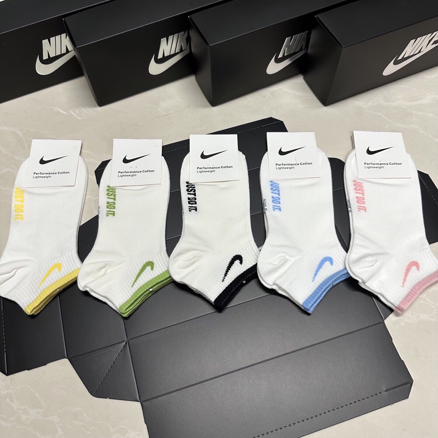 NO:555055,Nike · Nike Nike's new women's boat socks, forever classic and forever made of combed cotton material, breathable, sweat-absorbent, soft and comfortable, very nice on the feet [five pairs in a box] socks, stockings, socks, socks19860909 Nike · 耐克耐克新品女款船袜,永远的经典永远的精梳棉材质,透气吸汗柔软舒适,上脚非常nice【一盒五双】袜子,丝袜,袜子,socks,accessory