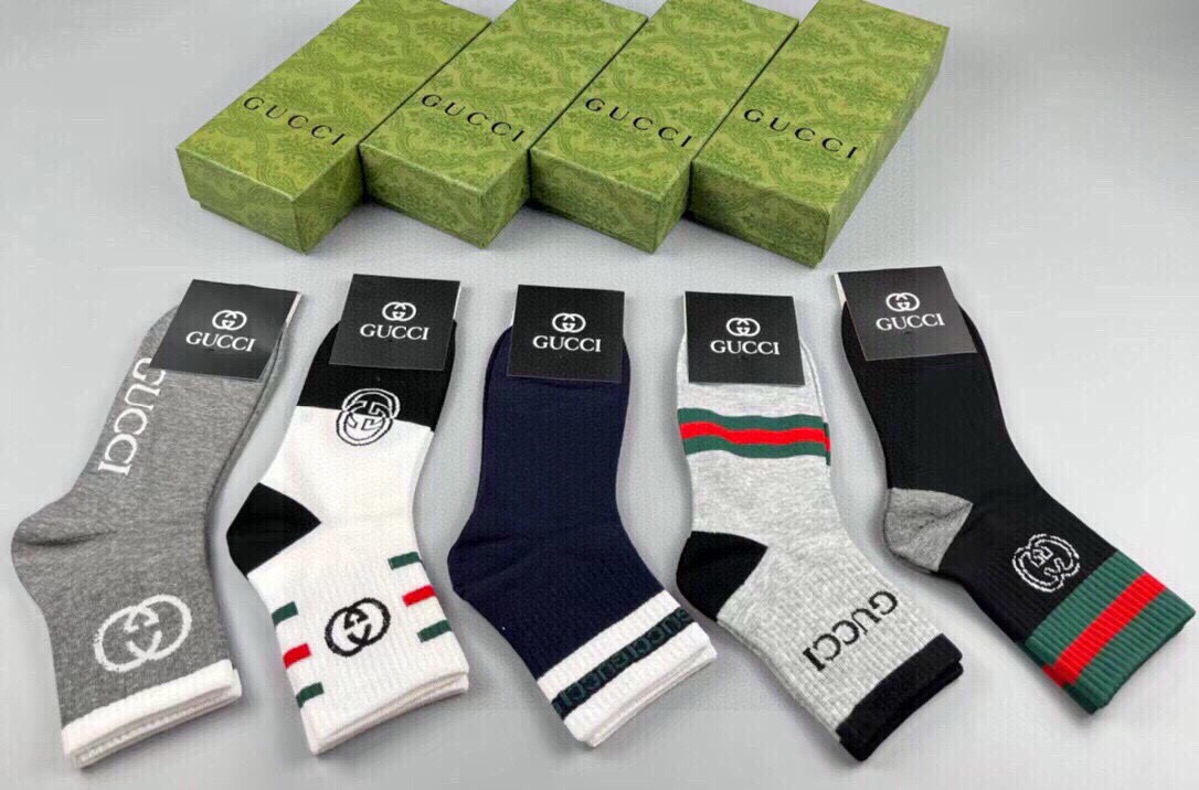 NO:618688,Gucci · Gucci G's new socks [five pairs in a box] jacquard classic double G logo, super nice, super beautiful in person, super popular small items, big names on the street, fashionable people must have super easy to match socks, stockings, socks, gucci, gucci, socks19860909 Gucci · 古奇G家新品袜子【一盒五双】提花经典双G标志,超级nice,实物超漂亮,超火爆小单品,大牌出街,潮人必备超好搭袜子,丝袜,袜子,gucci,gucci,socks,accessory