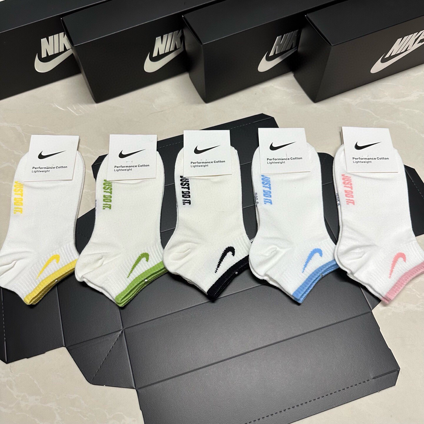 NO:640454,Nike · Nike Nike's new women's boat socks, forever classic and forever made of combed cotton material, breathable, sweat-absorbent, soft and comfortable, very nice on the feet [five pairs in a box] socks, stockings, socks, socks19860909 Nike · 耐克耐克新品女款船袜,永远的经典永远的精梳棉材质,透气吸汗柔软舒适,上脚非常nice【一盒五双】袜子,丝袜,袜子,socks,accessory
