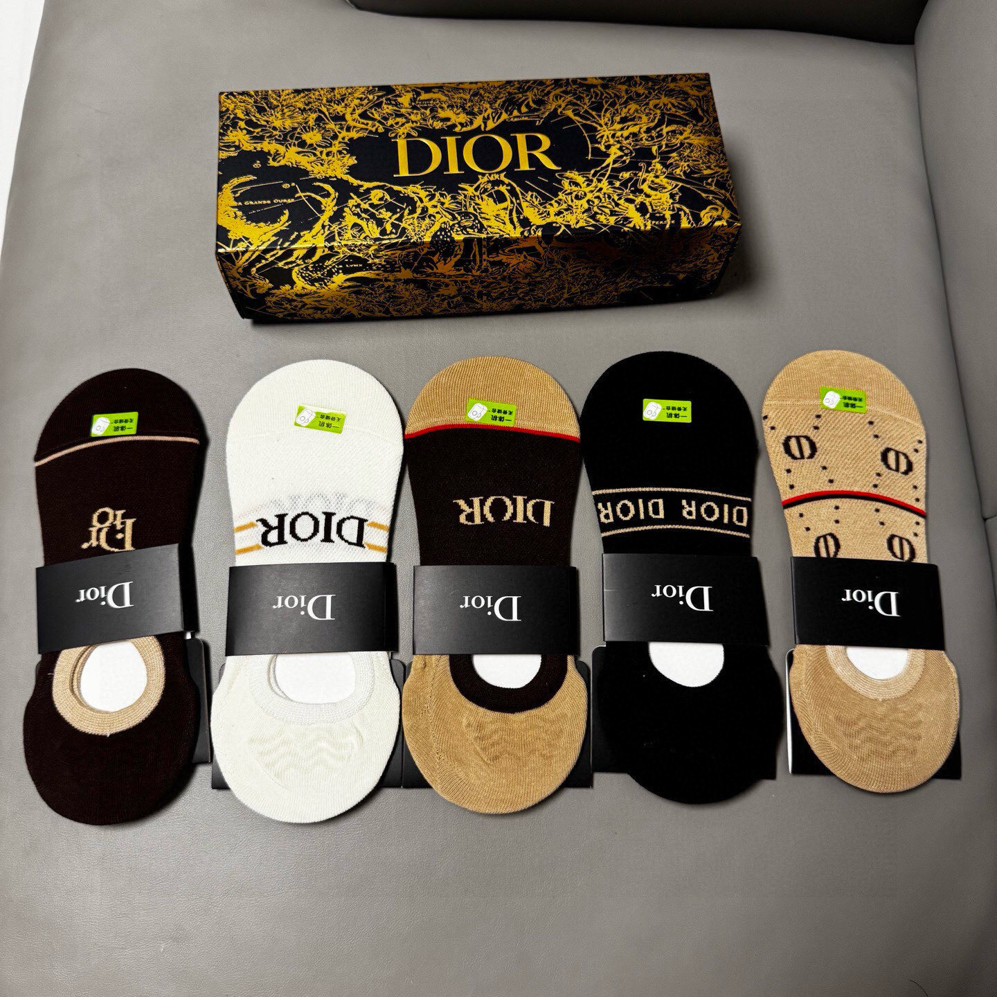 NO:767352,Dior · Dior D's new men's invisible socks [five pairs in a box] jacquard classic logo, pure cotton material, super comfortable and super beautiful, big-name streetwear, fashionable people's must-have super easy-to-match socks, stockings, socks, dior, dior, dior, socks19860909 Dior · 迪奥D家新品男款隐形袜子【一盒五双】提花经典标志,纯棉材质,超舒适超美腻大牌出街,潮人必备超好搭袜子,丝袜,袜子,dior,dior,dior,socks,accessory