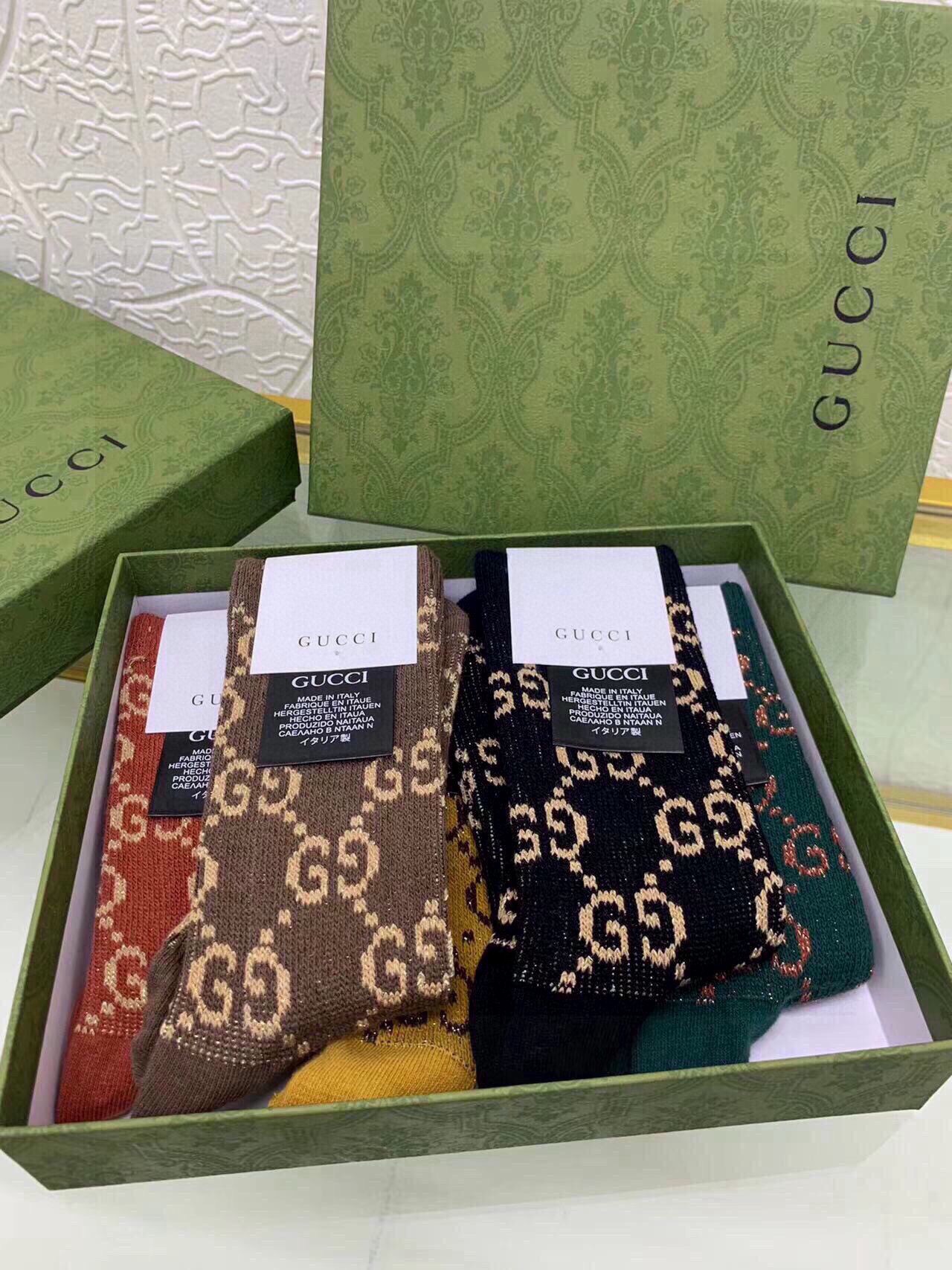 🆕Gucci · 古奇❗️G家经典中筒女款袜子❗️【一盒五双】专柜同步长袜，超级经典的双G标志百看不厌❗