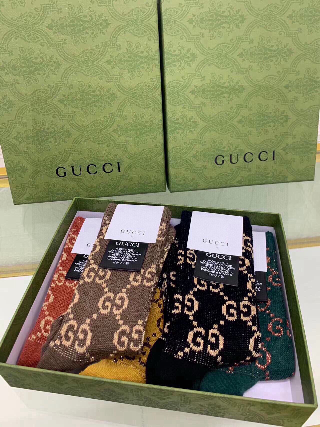 🆕Gucci · 古奇❗️G家经典中筒女款袜子❗️【一盒五双】专柜同步长袜，超级经典的双G标志百看不厌❗