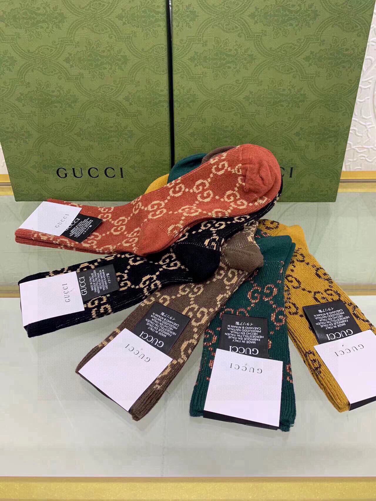 🆕Gucci · 古奇❗️G家经典中筒女款袜子❗️【一盒五双】专柜同步长袜，超级经典的双G标志百看不厌❗