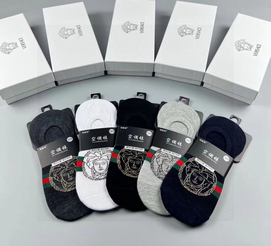 🆕Versace · 范思哲❗️新品男款隐形船袜❗️【一盒五双】纯棉材质织造，超柔软舒适，提花经典美人头
