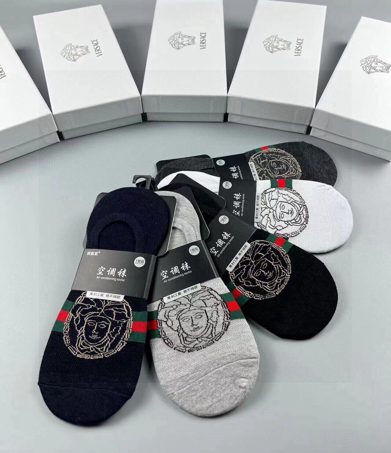 🆕Versace · 范思哲❗️新品男款隐形船袜❗️【一盒五双】纯棉材质织造，超柔软舒适，提花经典美人头