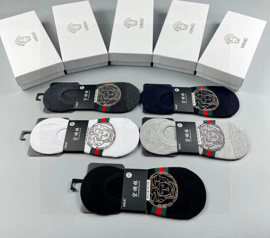 🆕Versace · 范思哲❗️新品男款隐形船袜❗️【一盒五双】纯棉材质织造，超柔软舒适，提花经典美人头
