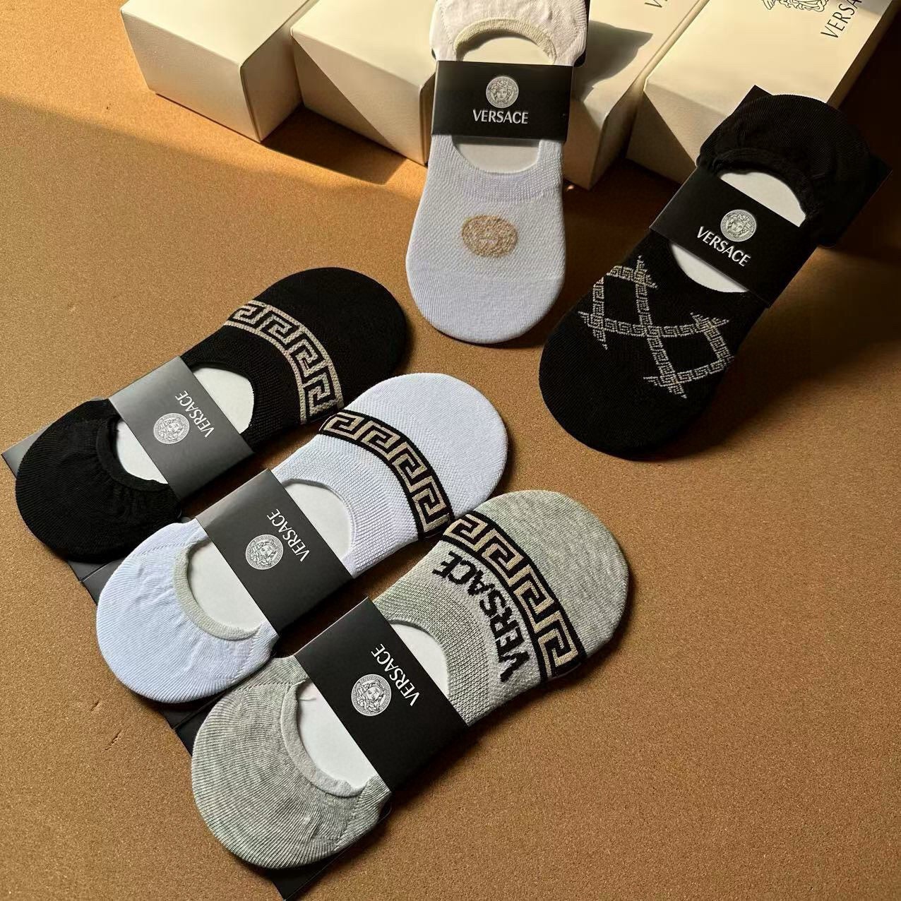 🆕Versace · 范思哲❗️新品男款隐形船袜❗️【一盒五双】纯棉材质织造，超柔软舒适，提花经典标志，