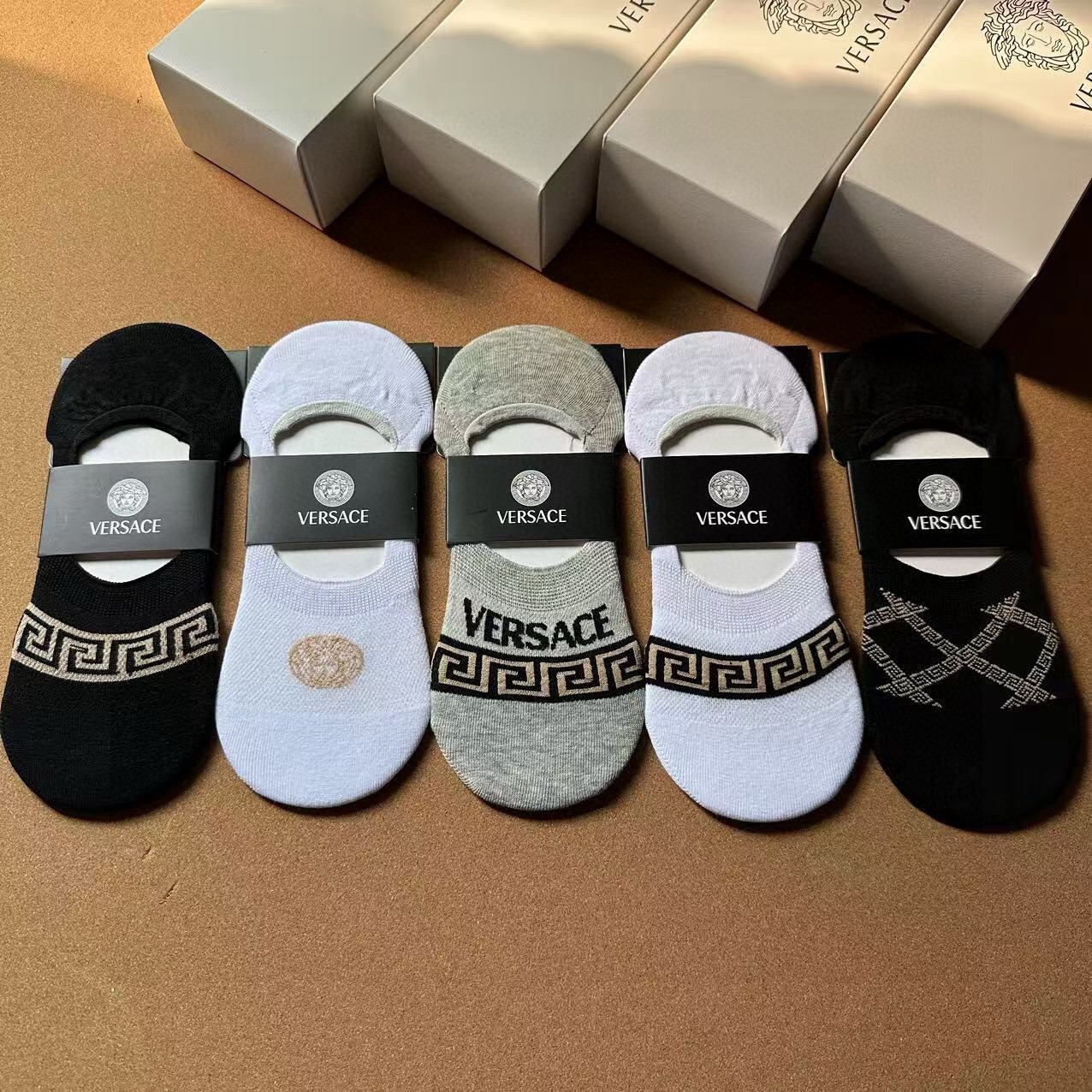 🆕Versace · 范思哲❗️新品男款隐形船袜❗️【一盒五双】纯棉材质织造，超柔软舒适，提花经典标志，