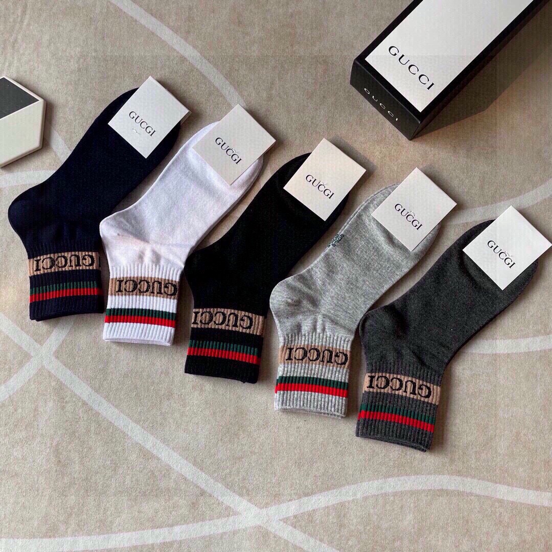 🆕Gucci · 古奇❗️大G家新品男款短筒袜子❗️【一盒五双】红绿条搭配品牌全称logo，特显高大上，
