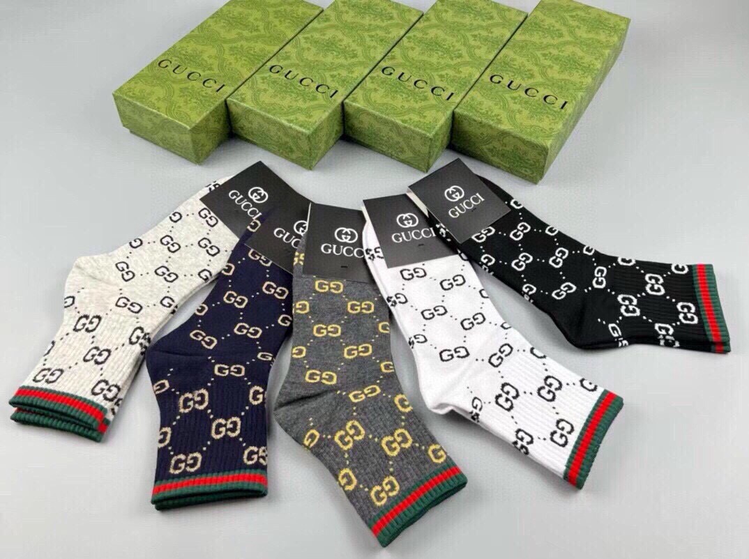 🆕Gucci · 古奇❗️大G家男款袜子❗️【一盒五双】红绿条搭配品牌全称logo，特显高大上，纯棉材质